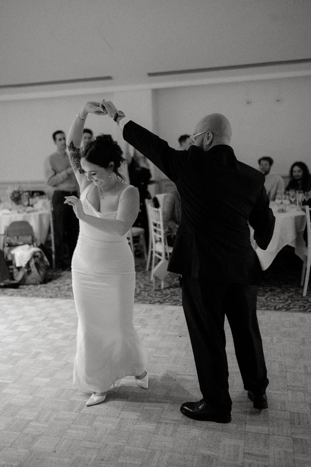 THE BEAR HOTEL WEDDING PHOTOGRAPHY COWBRIDGE 026 THE BEAR HOTEL WEDDING PHOTOGRAPHY COWBRIDGE 026